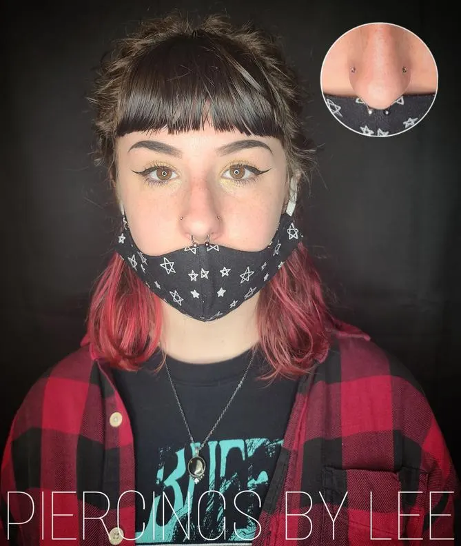 Body piercing by Lee Leal, piece 4 of 15